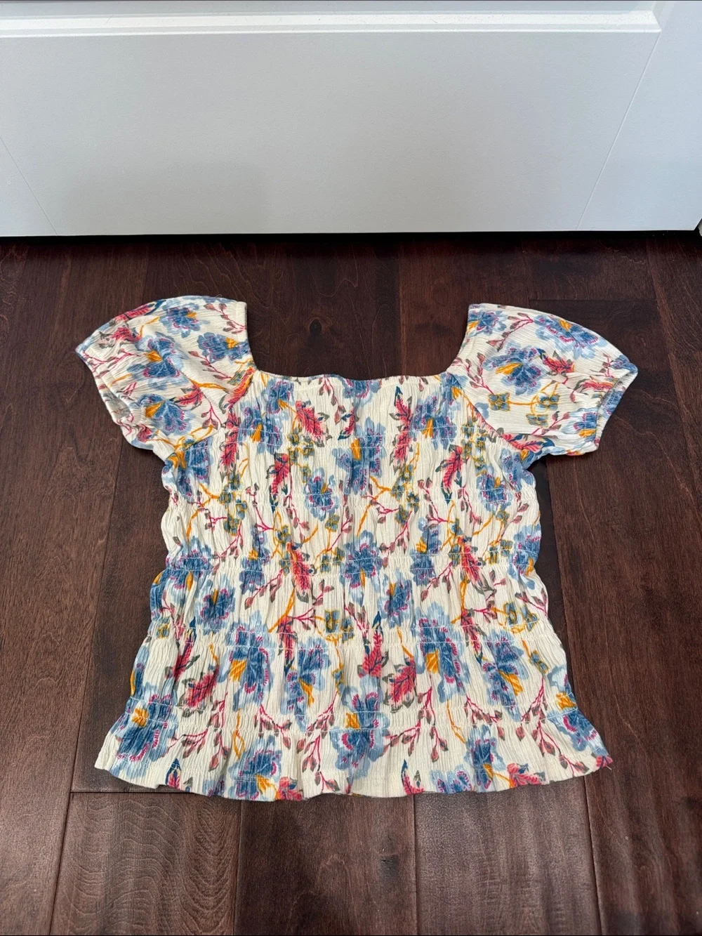 Old Navy Gorgeous Summer Top Ruched Ivory Floral Puff Sleeves, Large 10/12